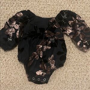 Ivy City Co Velvet Bubble